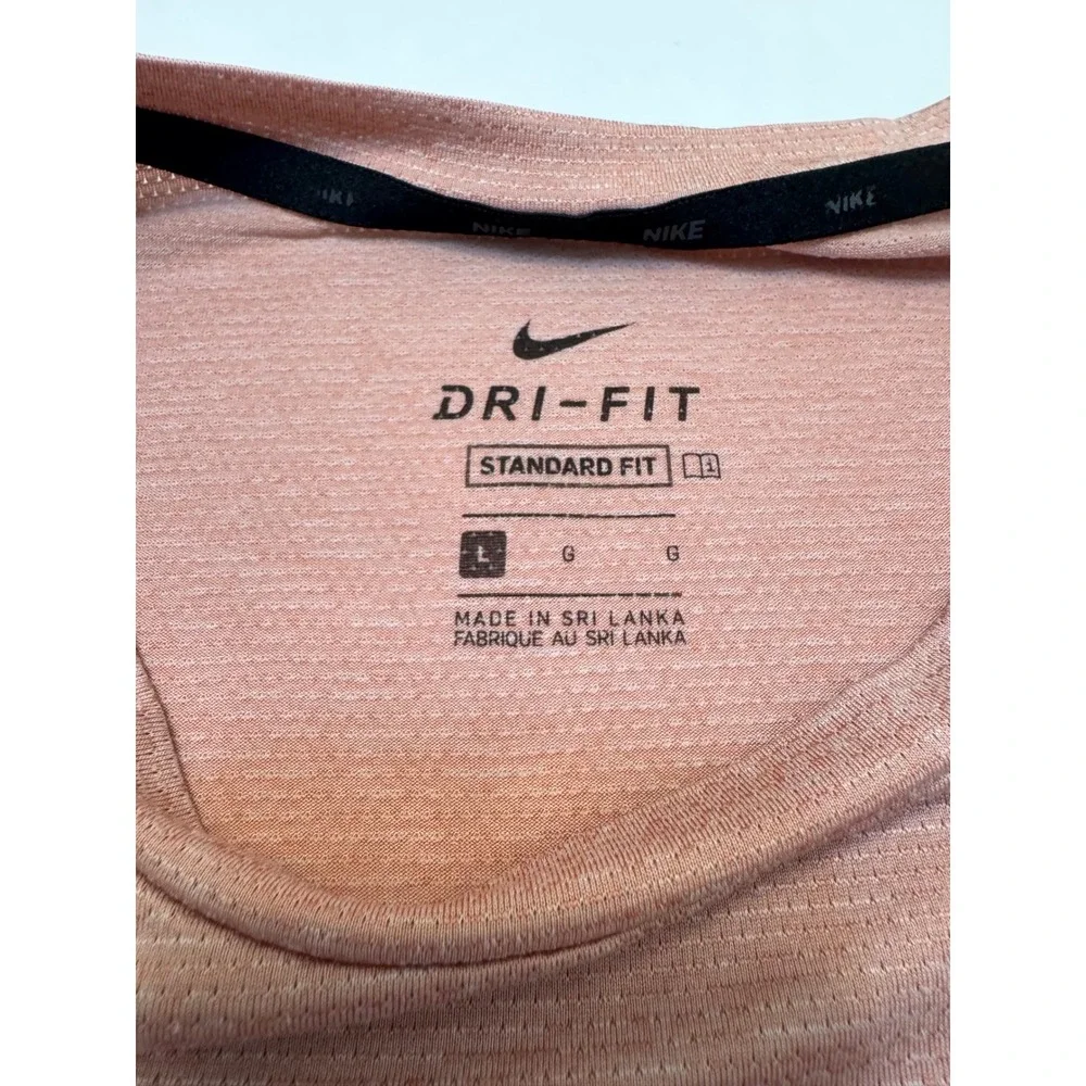 Nike Dri-FIT Mens Training Shirt Large Mauve Pink Short Sleeve Athletic Tee